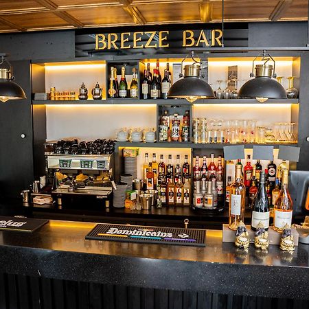 Breeze Hotel Calais Exterior foto